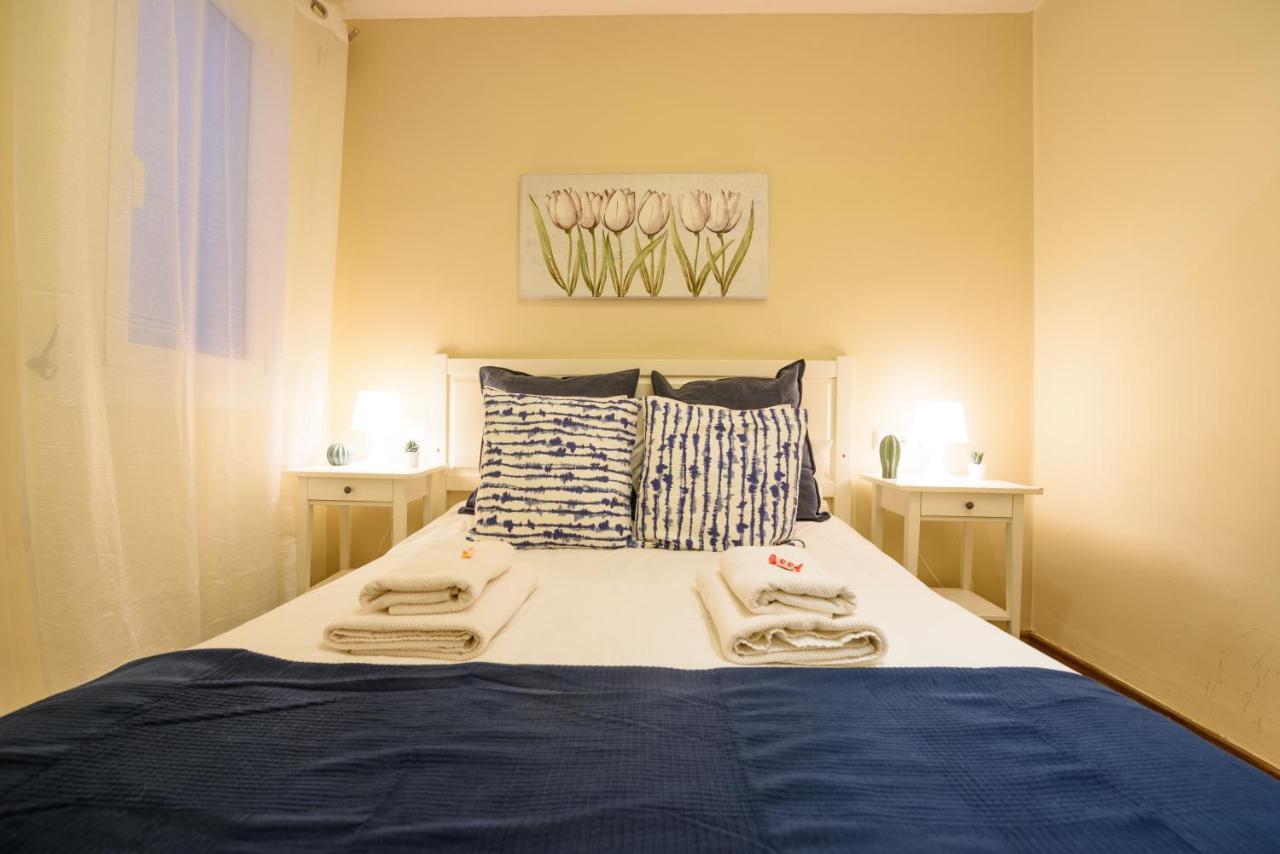 Ramblasrentals Cozy Renovated 2Br With Balcony Lift 20M Rambla - Parking - Wifi Барселона Екстер'єр фото