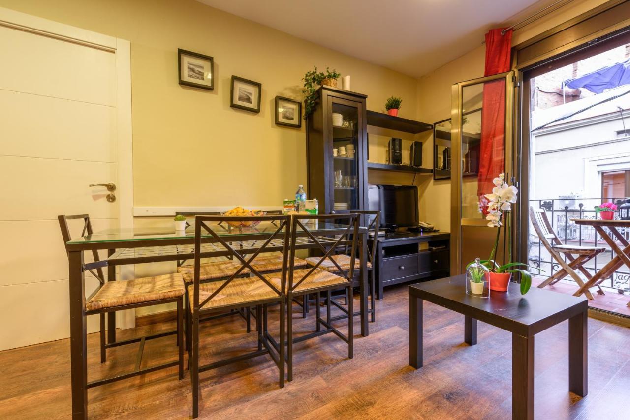 Ramblasrentals Cozy Renovated 2Br With Balcony Lift 20M Rambla - Parking - Wifi Барселона Екстер'єр фото